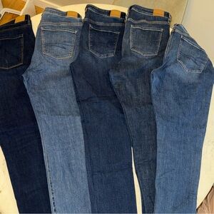 Five pairs of American Eagle, high-rise and super high-rise jeggings